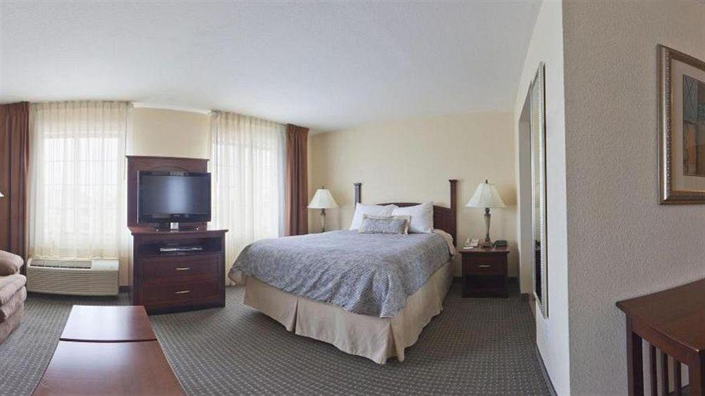 Staybridge Suites Mcallen By Ihg Bagian luar foto