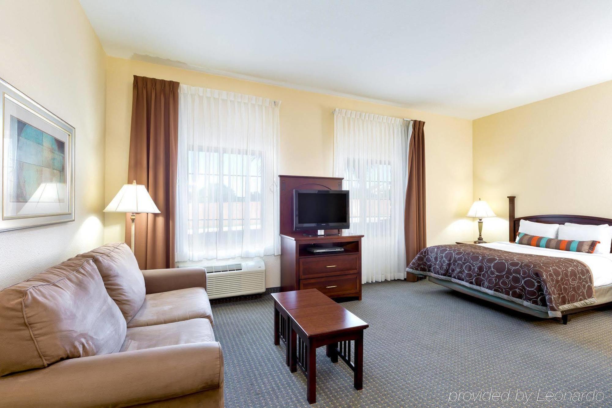 Staybridge Suites Mcallen By Ihg Bagian luar foto