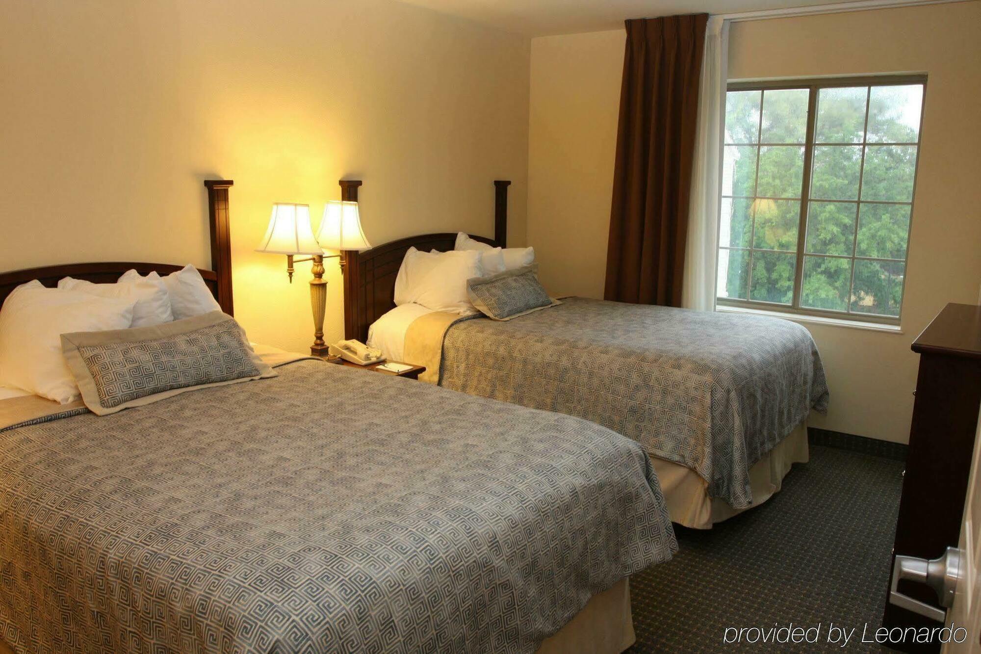 Staybridge Suites Mcallen By Ihg Ruang foto