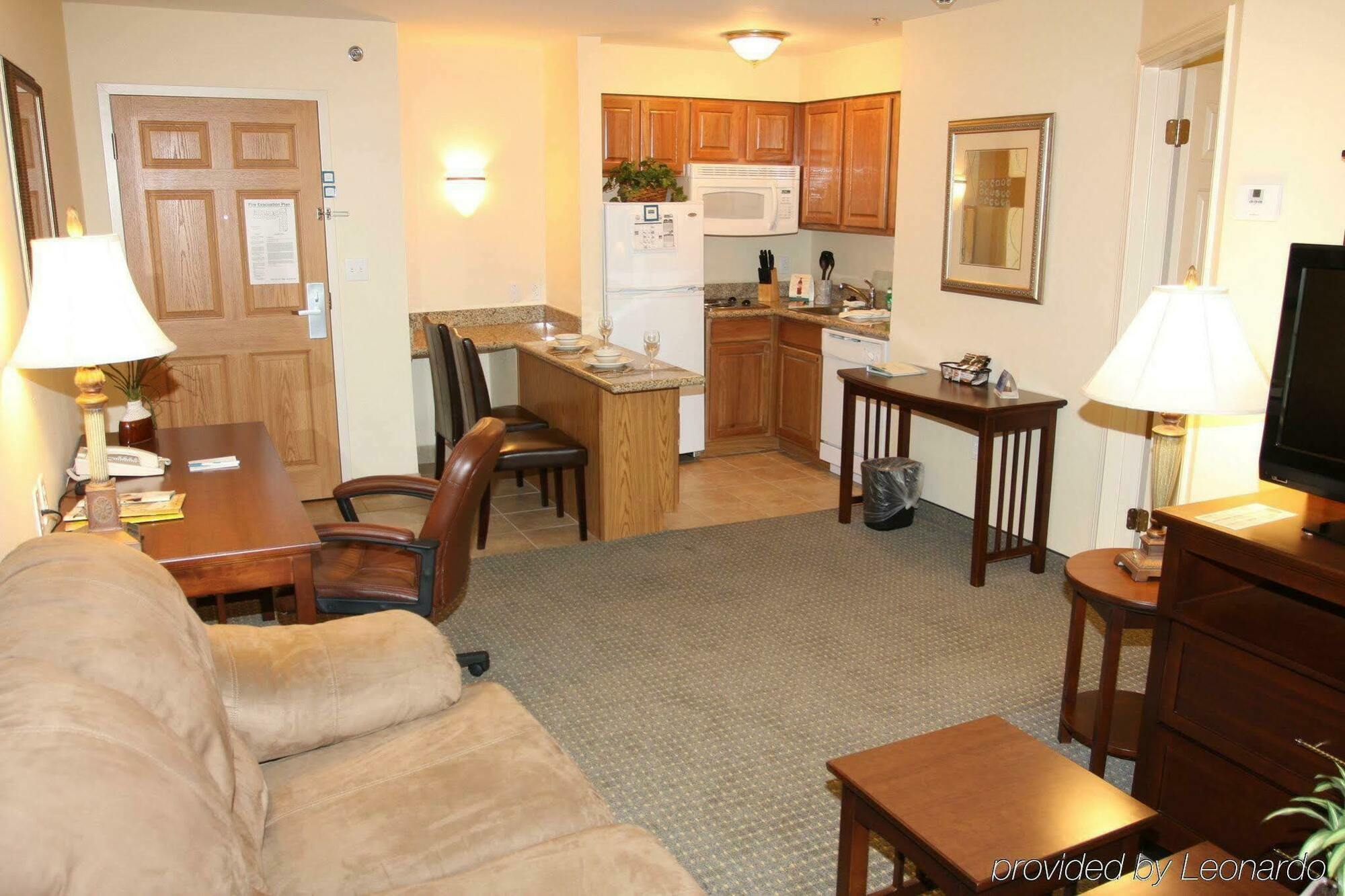 Staybridge Suites Mcallen By Ihg Ruang foto