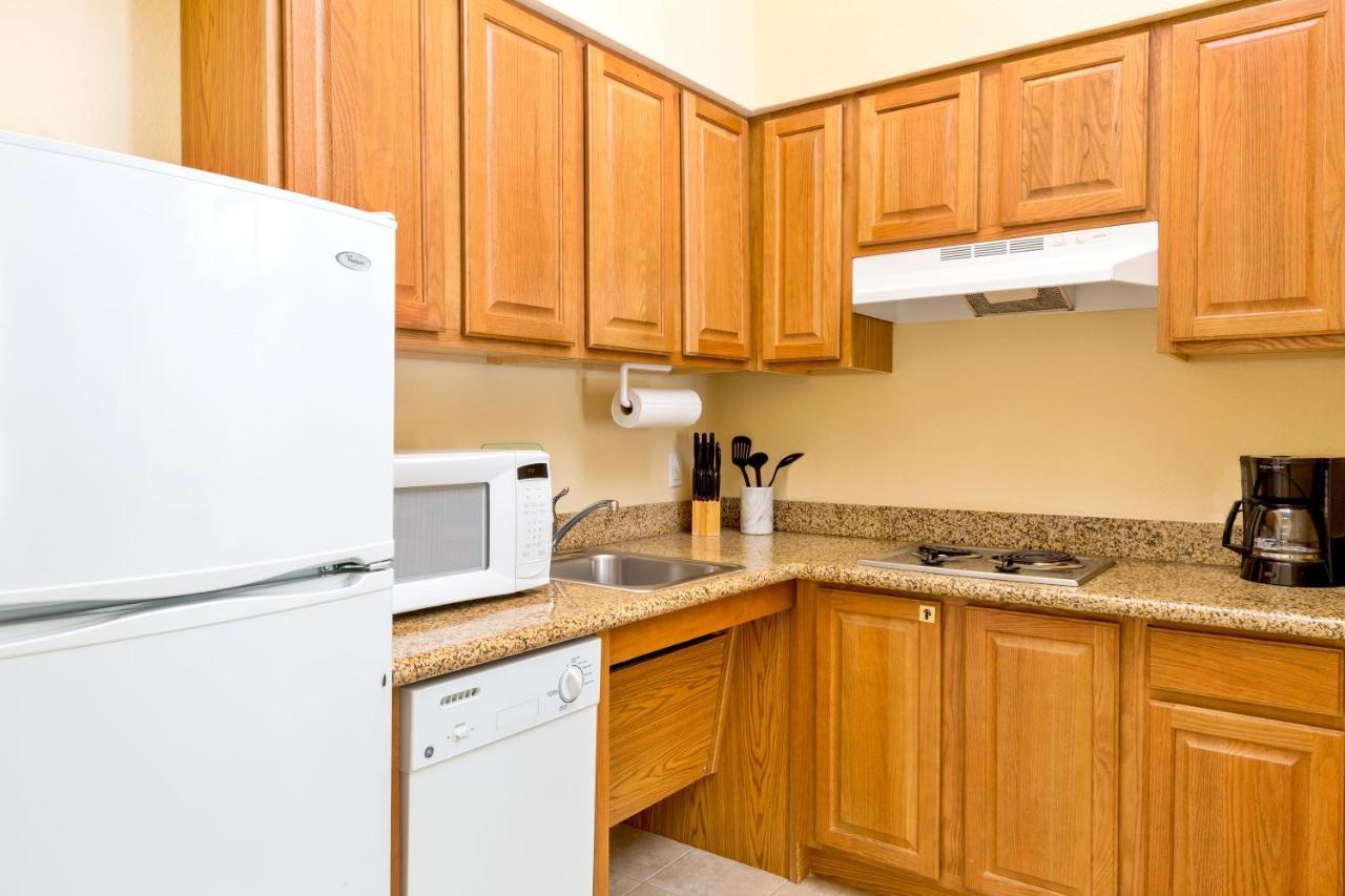 Staybridge Suites Mcallen By Ihg Bagian luar foto